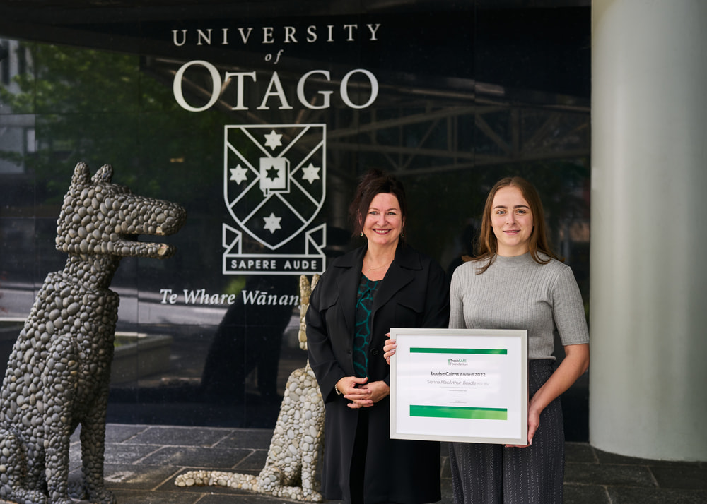 Sienna MacArthur-Beadle wins Louise Cairns Award in 2022